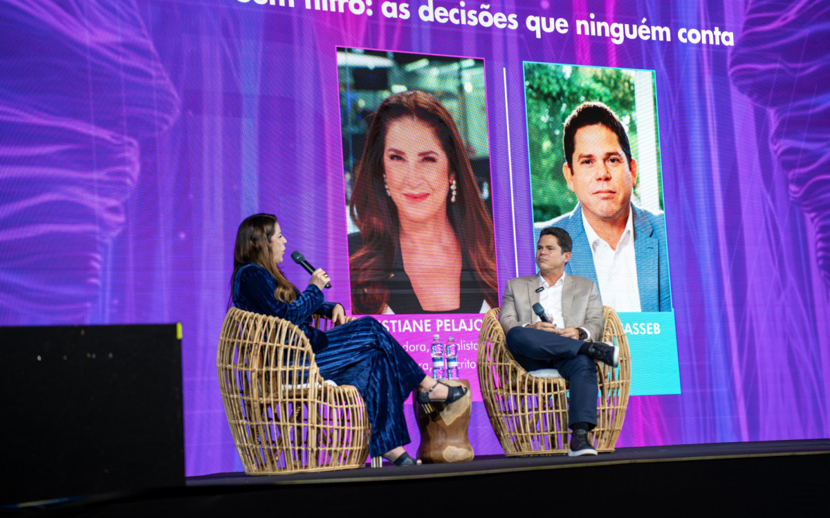 O CEO da Aegea, Radamés Casseb, debateu os desafios da liderança e as soluções de engenharia para o saneamento básico em conversa com a jornalista Cristiane Pelajo durante o Rio Innovation Week