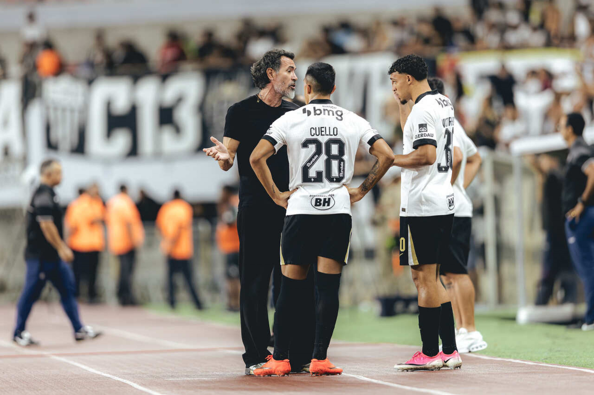 “Barba” Dom&iacute;nguez mostra frustra&ccedil;&atilde;o com empate do Atl&eacute;tico: “Amargo”
