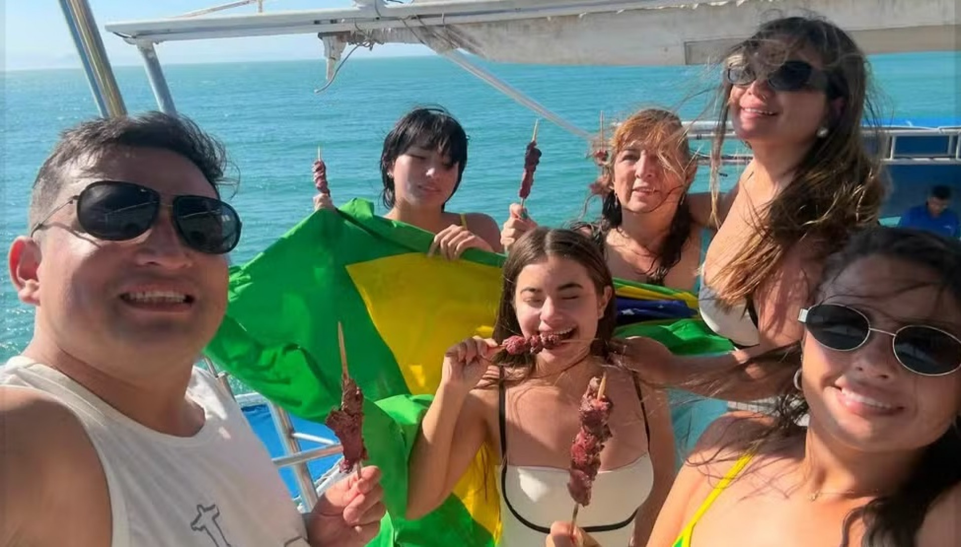 Parente de colombianas mortas em queda de helicóptero faz homenagem - Reprodução Redes Sociais