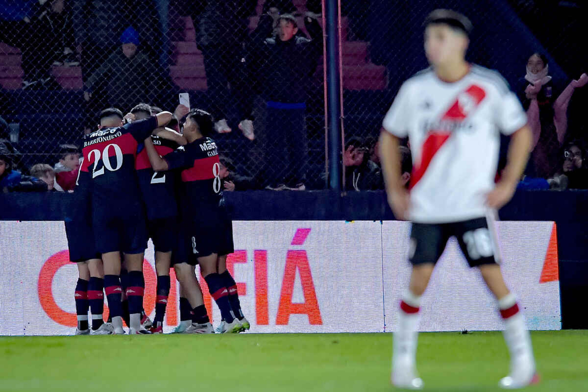 TIGRE, ARGENTINA - AUGUST 8: Ignacio Russo of Tigre celebrates with teammates after scoring the team?s first goal during a Torneo Clausura Mercado Libre 2026 match between Tigre and River Plate at Jose Dellagiovanna Stadium on August 8, 2026 in San Fernando, Argentina. (Photo by Marcelo Endelli/Getty Images)