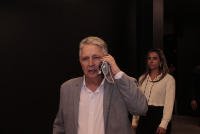 TRE barra Garotinho de debates, propaganda e fundo eleitoral
