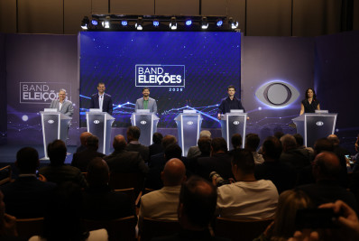 Candidatos miram Paes e Ruas no primeiro debate ao governo do Rio