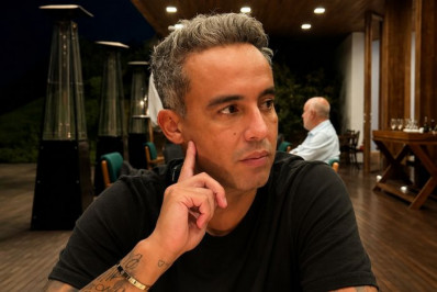 Ex-jogador deixa a prisão após denúncia de violência contra a mulher