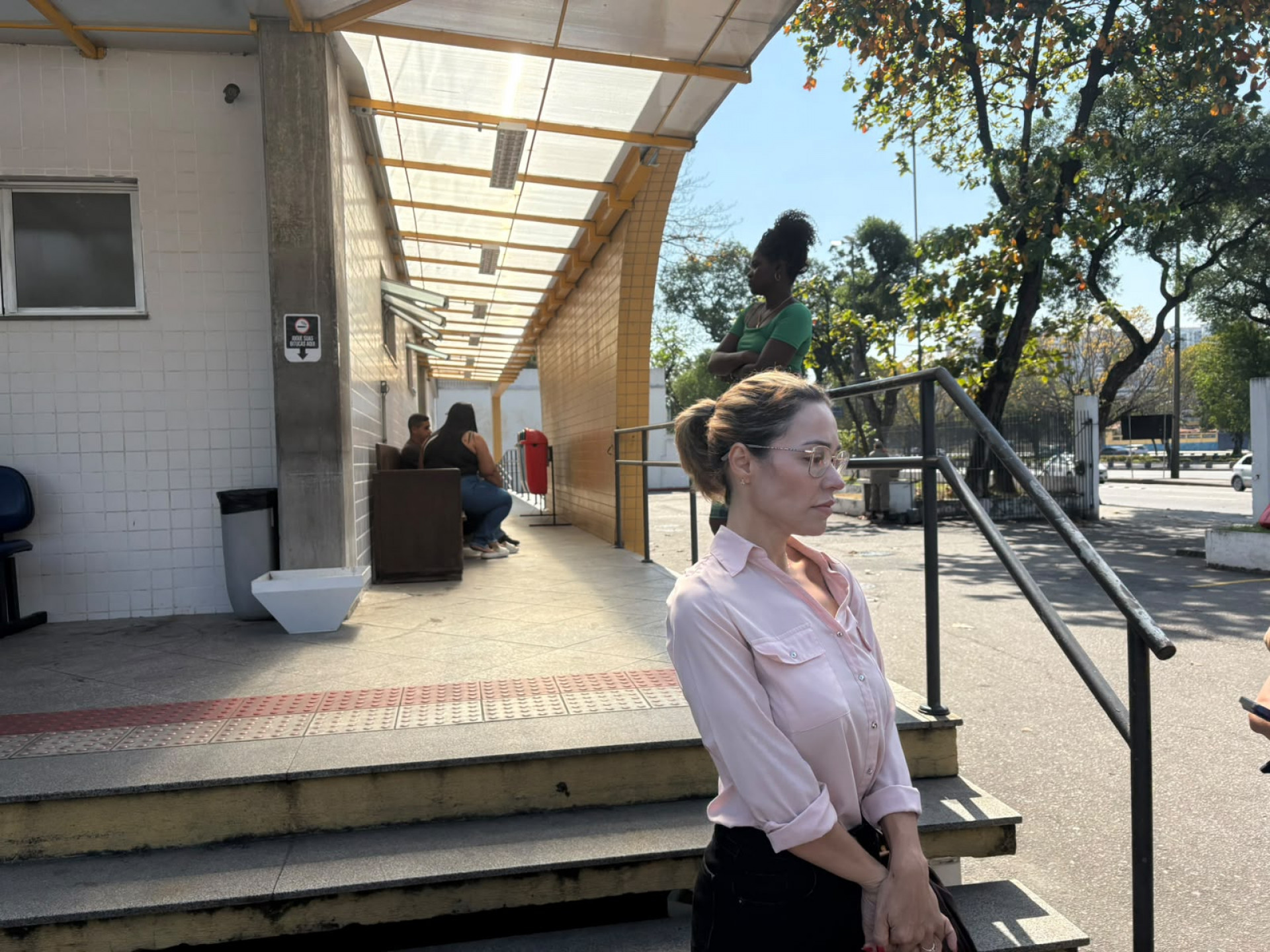 Eliane Ambrósio, representante da empresa, afirmou que todo apoio está sendo realizado - Fred Vidal / Agência O Dia