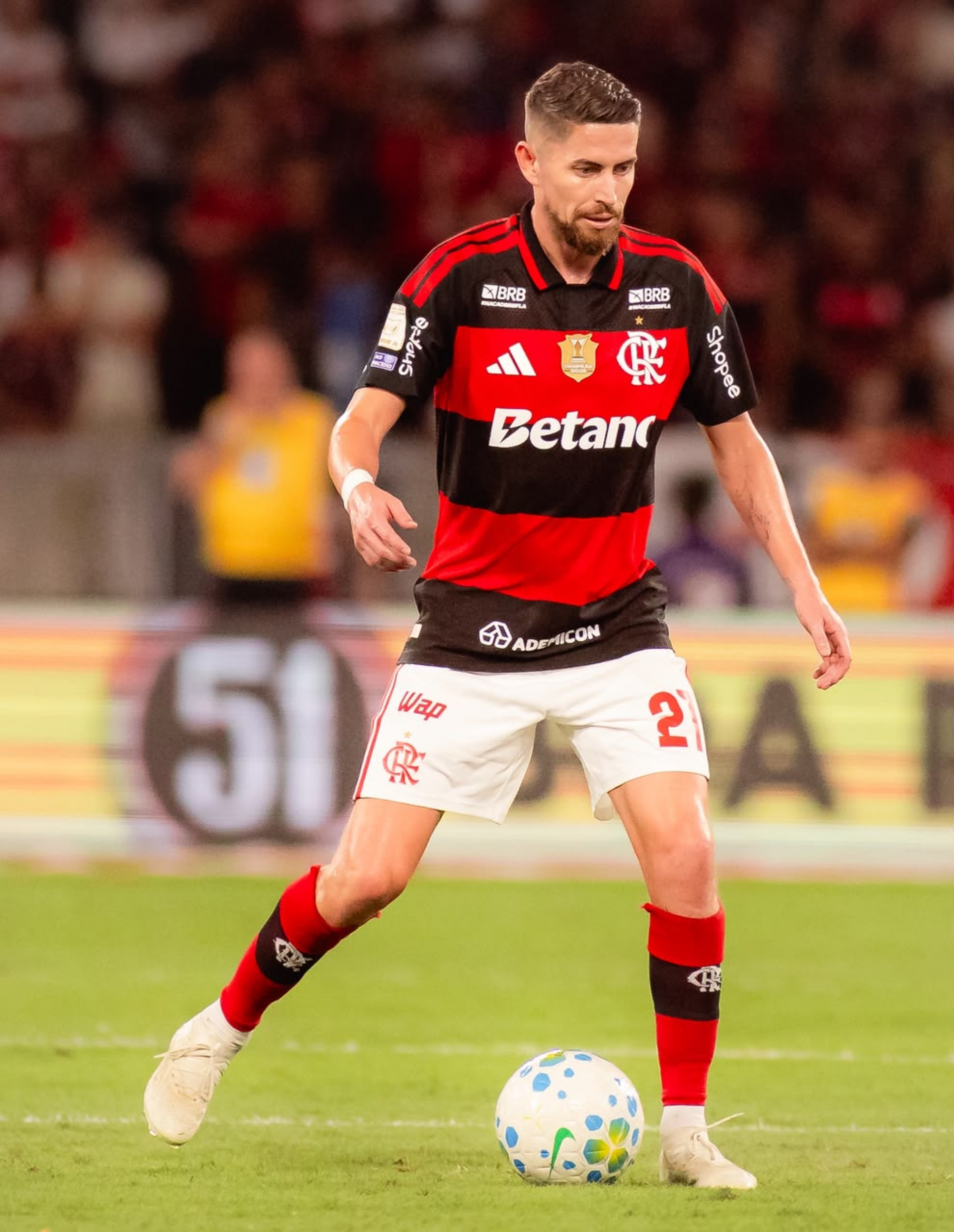 Rubro-Negro diminuiu a diferença para o líder Palmeiras - Adriano Fontes / Flamengo