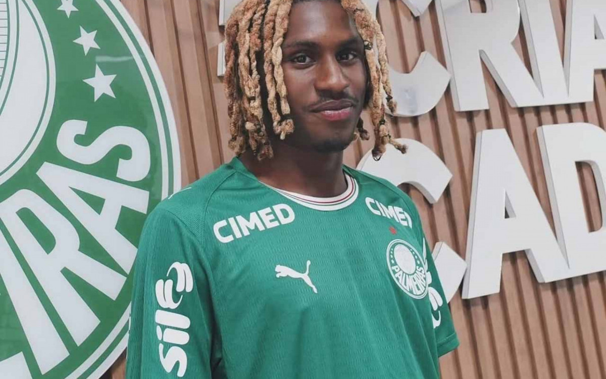Palmeiras acerta contrata&ccedil;&atilde;o de jovem portugu&ecirc;s para a base