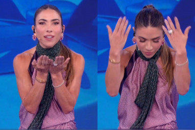 Patrícia Abravanel reverencia e se declara para Xuxa ao vivo