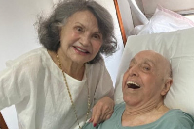 Rosamaria Murtinho atualiza estado de saúde de Mauro Mendonça