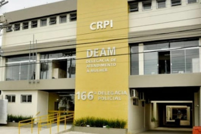 Homem é preso após agredir esposa e filho em Angra