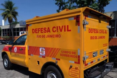 Homem é morto a tiros em quintal de residência em Angra dos Reis