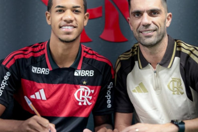 Flamengo oficializa a contratação de joia de 17 anos para a base