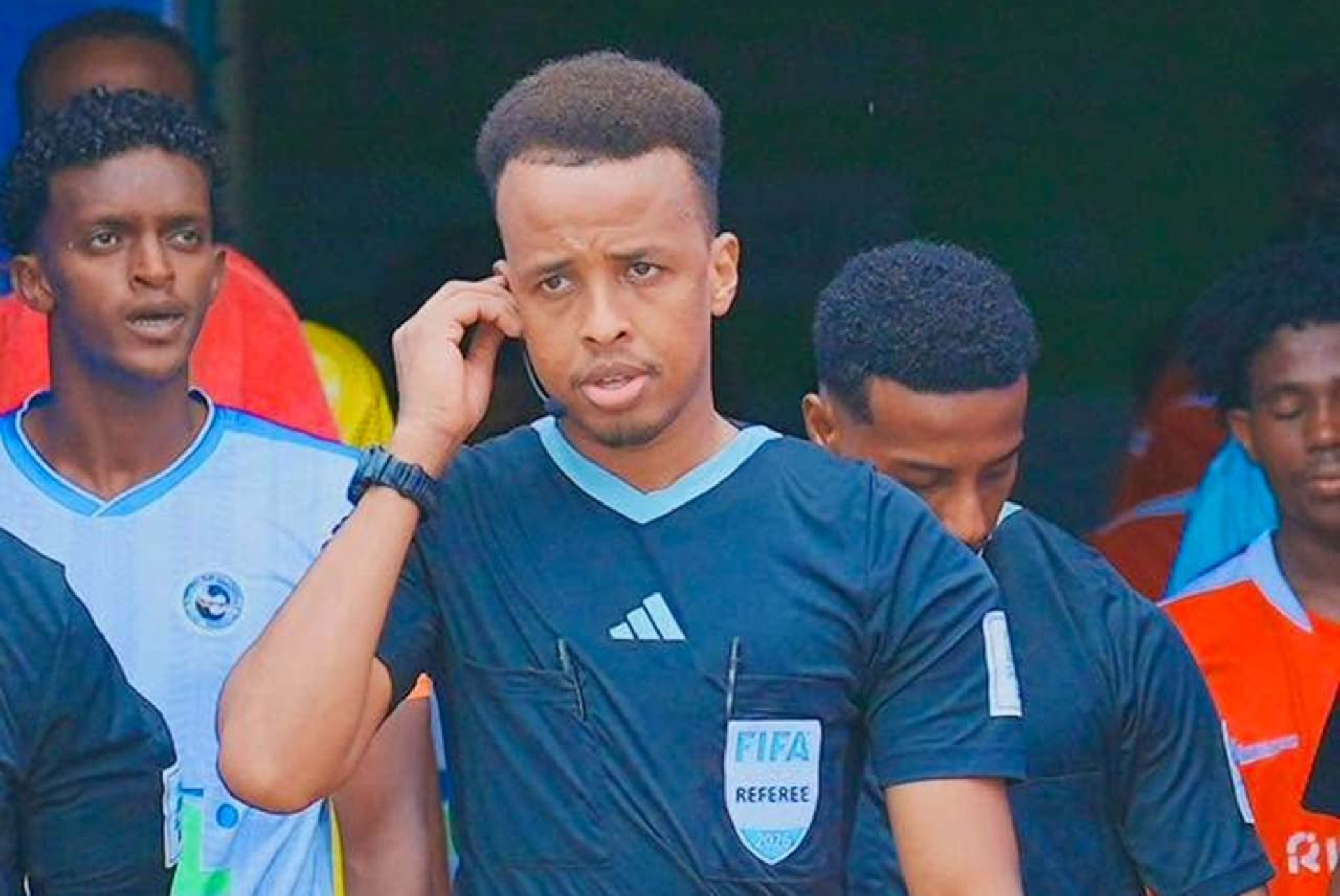 Barrado na Copa, &aacute;rbitro somali vai apitar final de peso na Europa