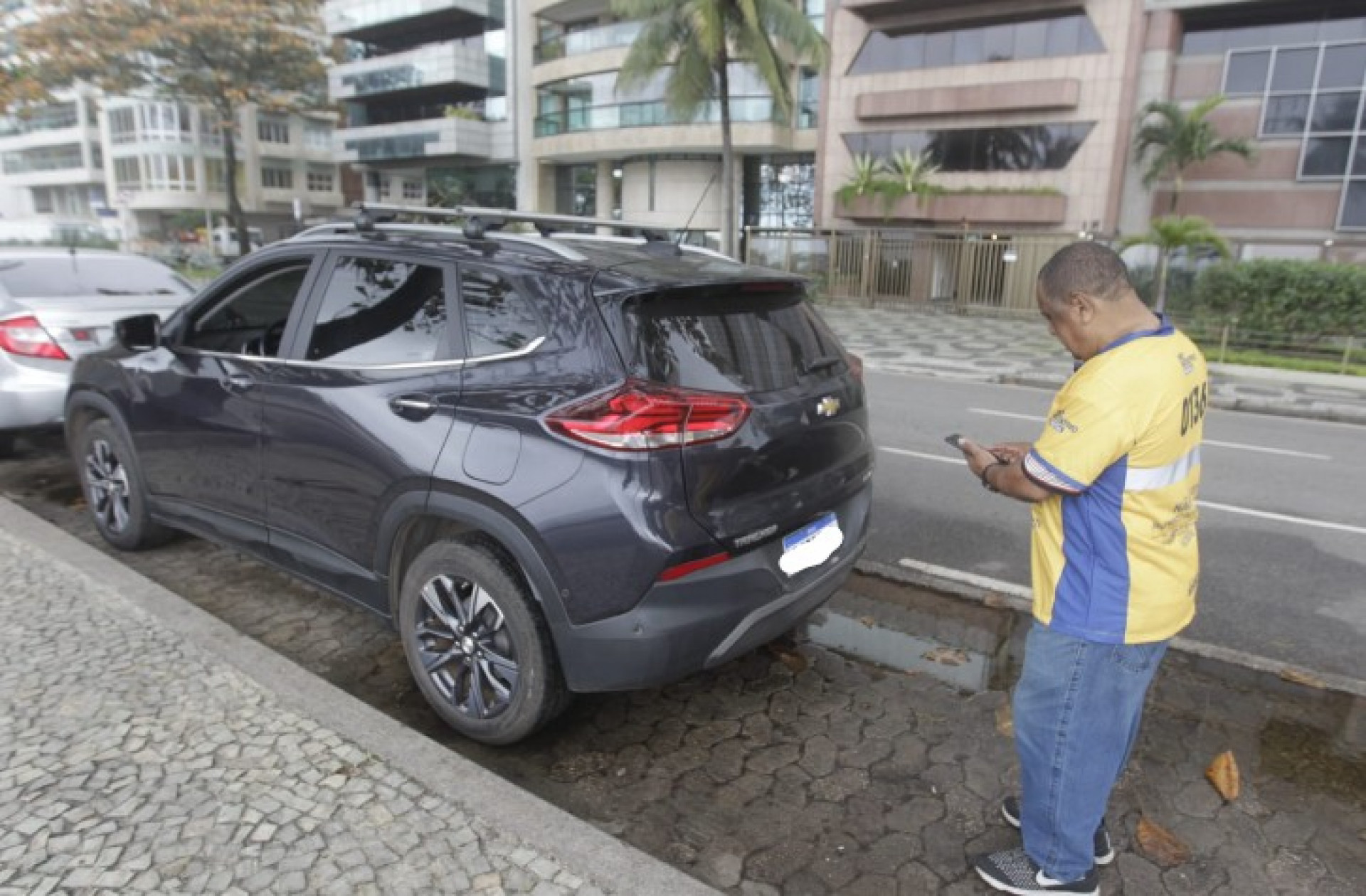 Rio Rotativo Digital foi ampliado para a Avenida Delfim Moreira, no Leblon, Zona Sul - Reginaldo Pimenta / Agência O DIA