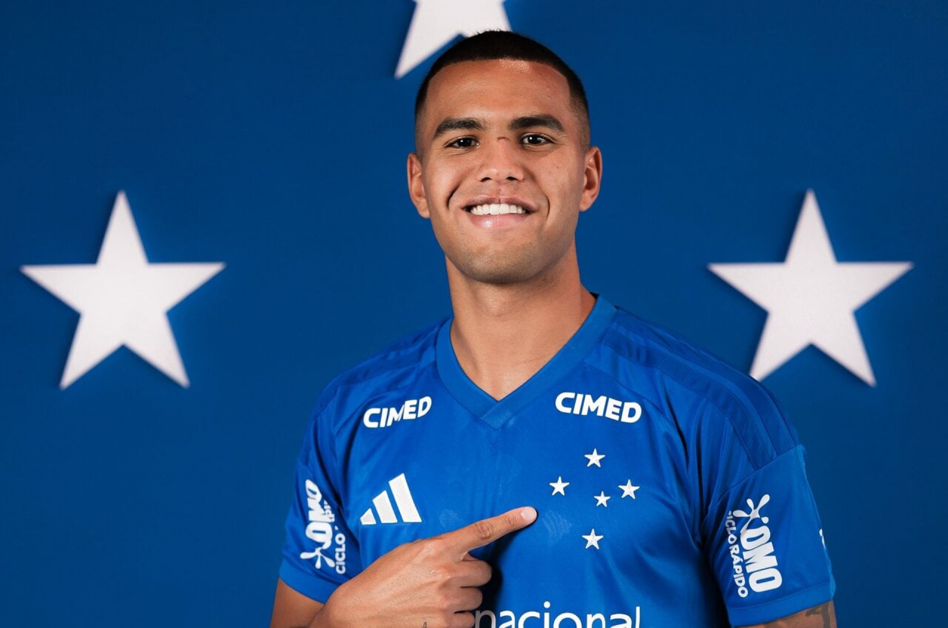 Jo&atilde;o Costa se anima para jogar pelo Cruzeiro na Libertadores