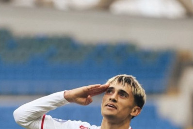 Vasco tem interesse em atacante argentino que atua em clube da Rússia