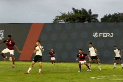 Jovem do Flamengo faz golaço de letra em vitória no Brasileirão sub-17