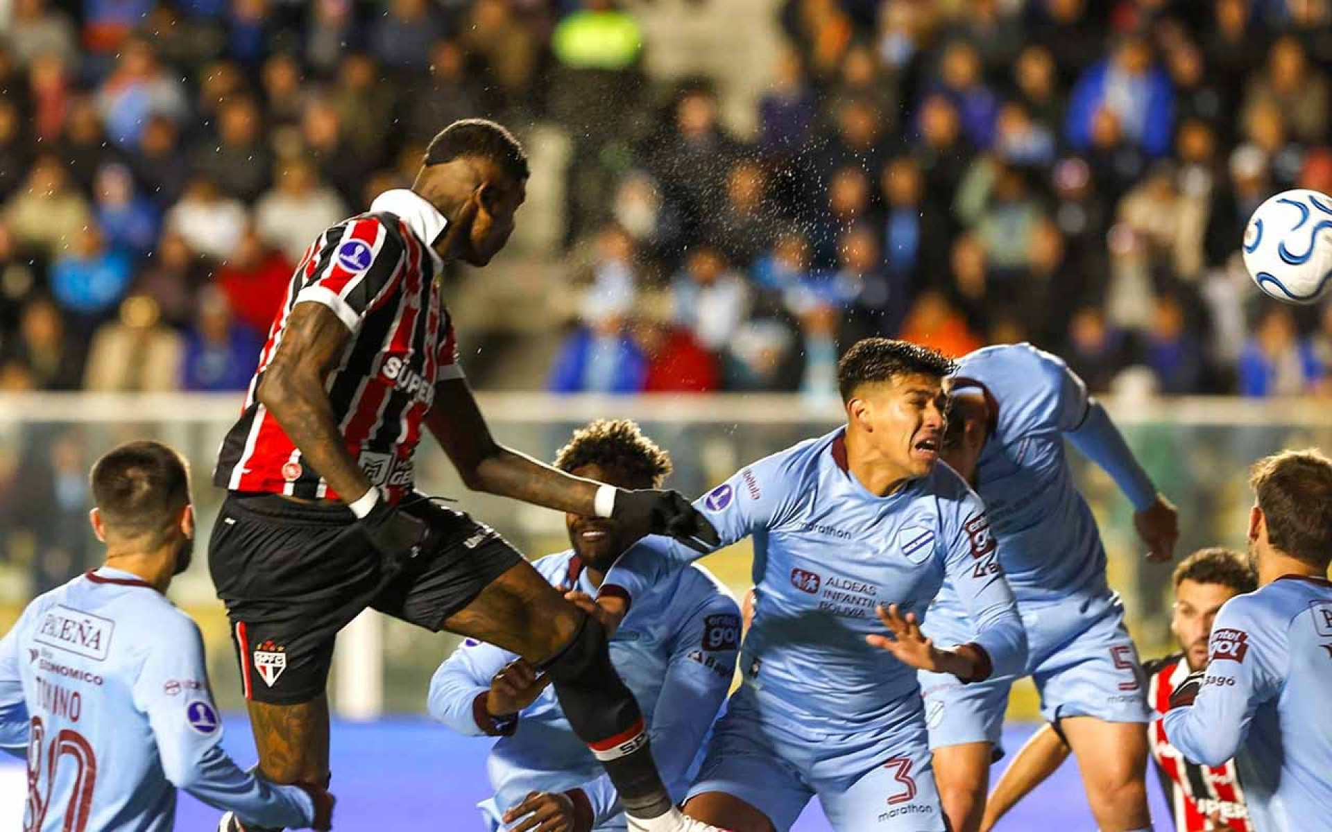 S&atilde;o Paulo segura o empate com o Bol&iacute;var na altitude pela Sul-Americana