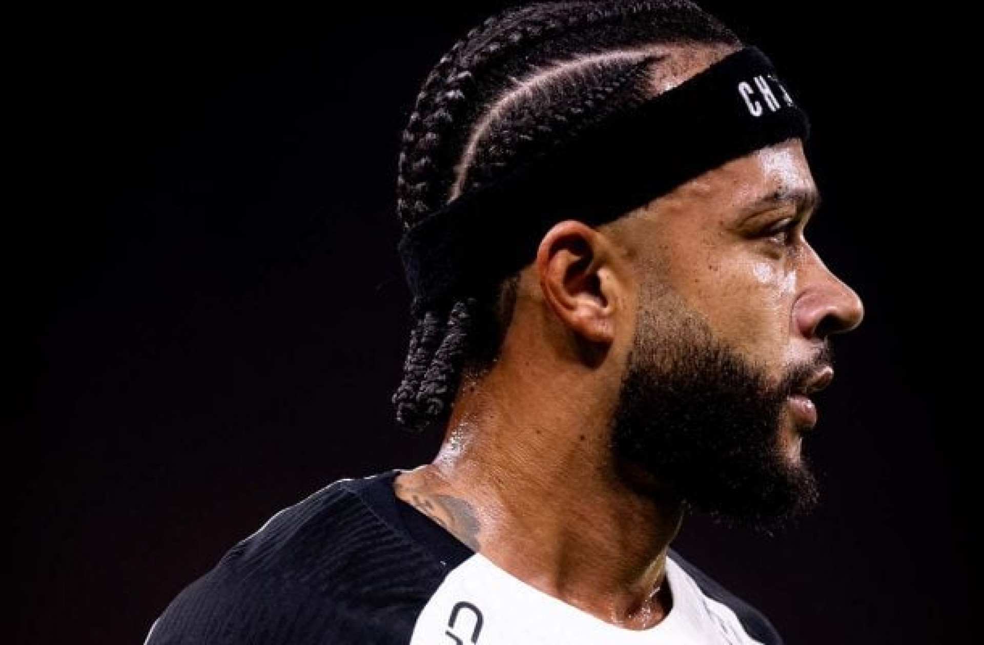 Corinthians estima d&iacute;vida de R$ 77 milh&otilde;es com Depay