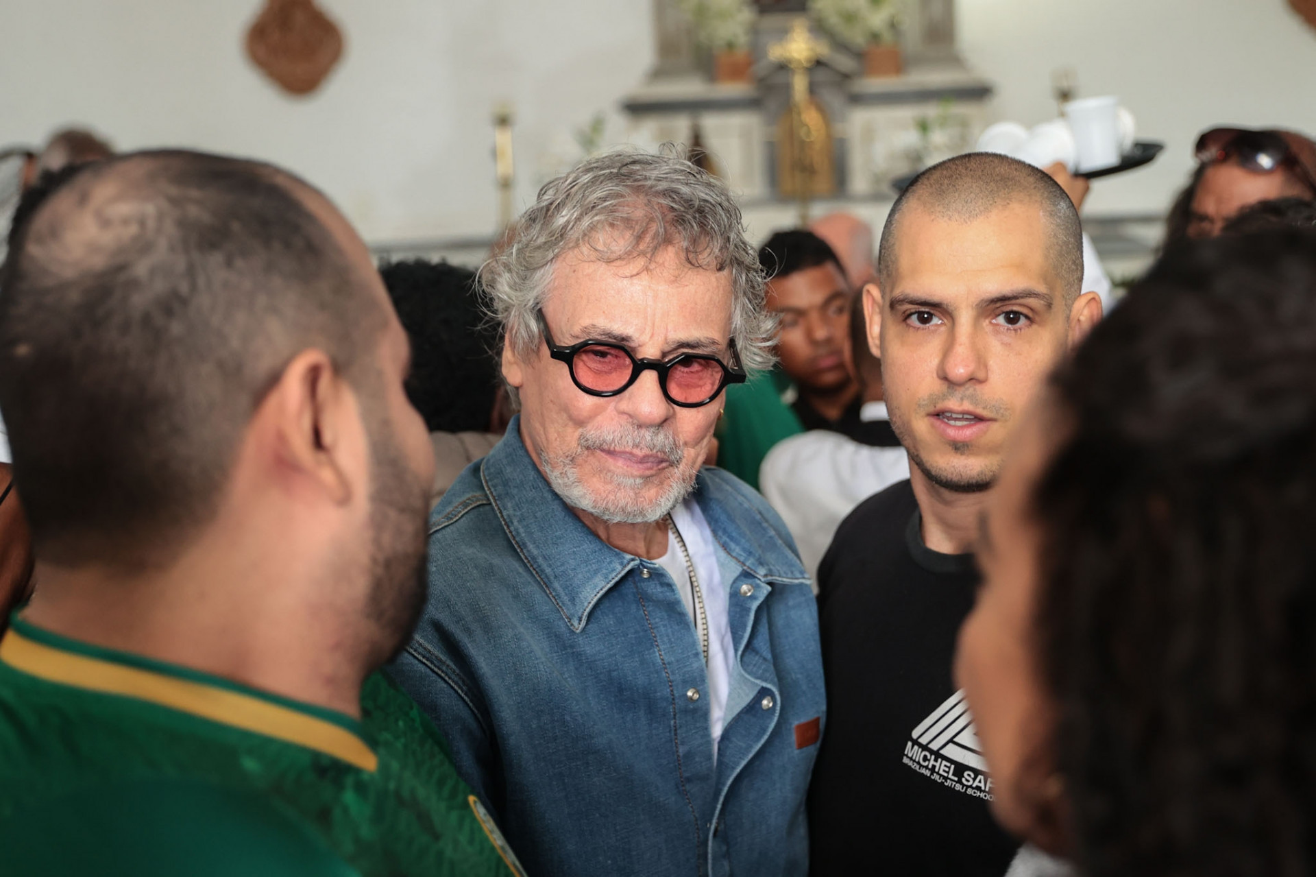 Carlinhos de Jesus compareceu ao velório de Anita Nobre - Brazil News
