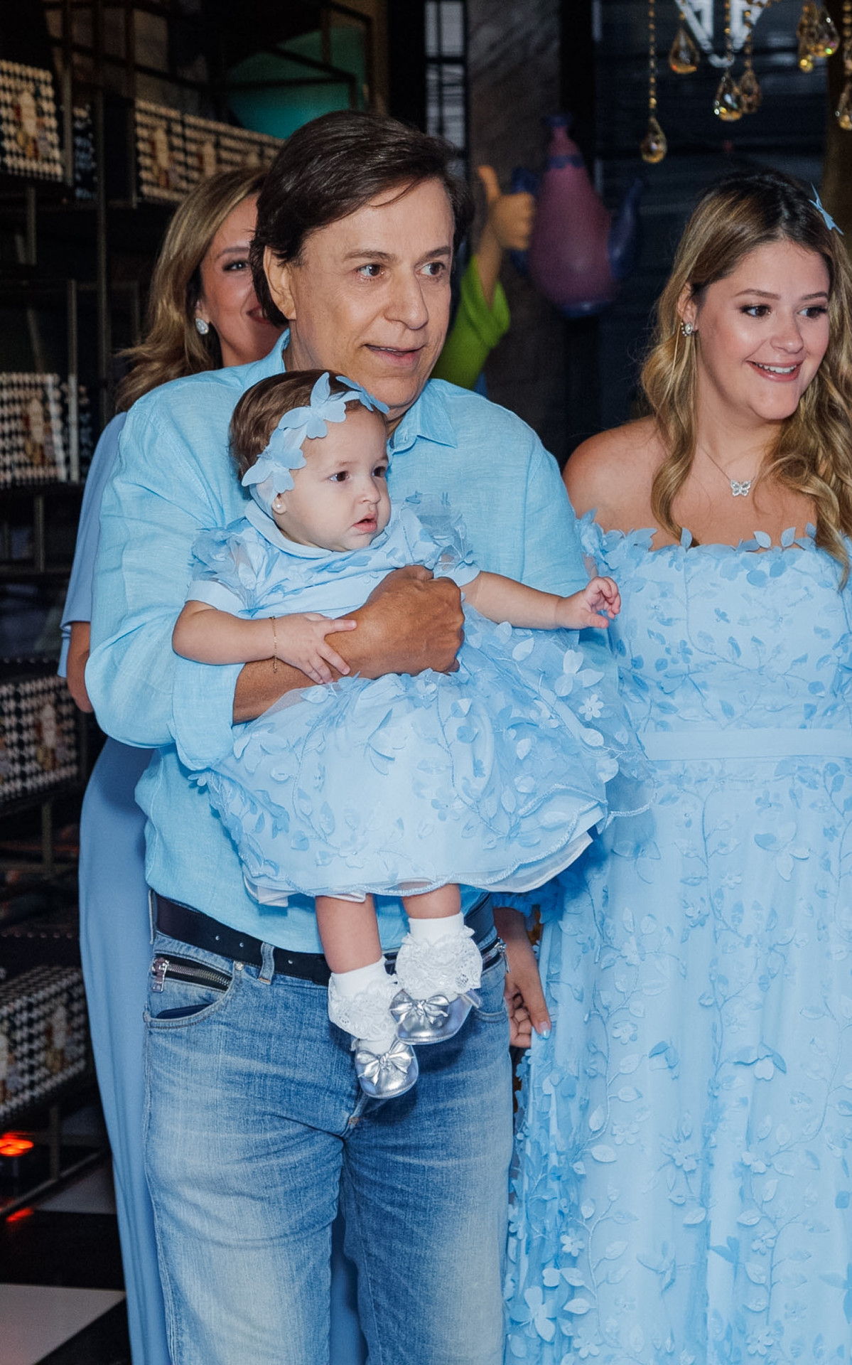 Tom Cavalcante comemora aniversário de 1 ano da neta, Antonella