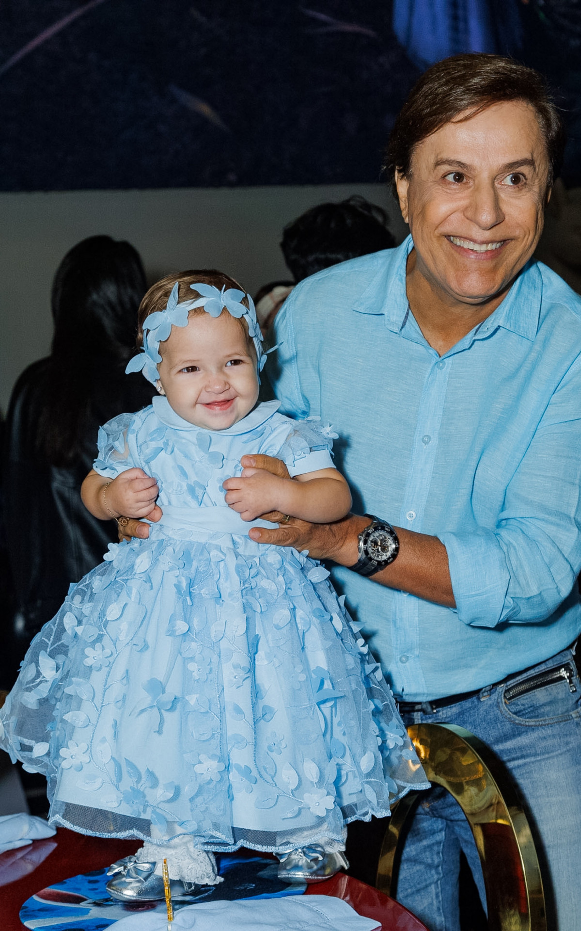 Tom Cavalcante comemora aniversário de 1 ano da neta, Antonella