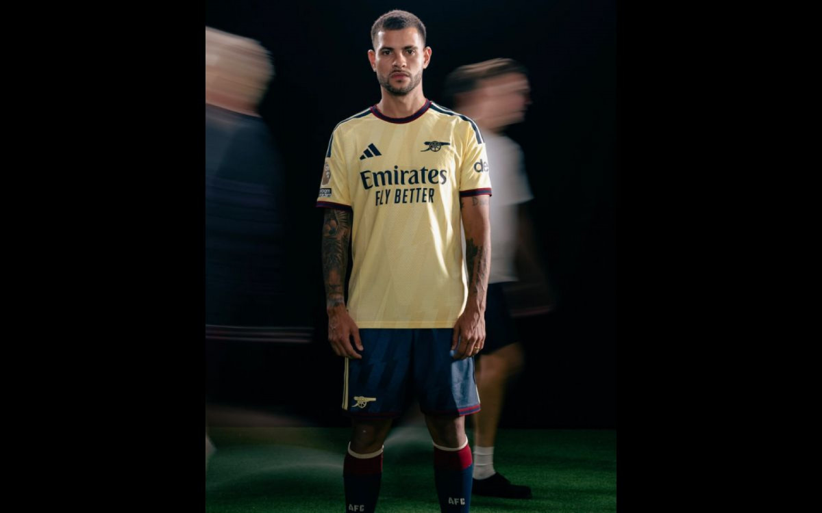 Novo terceiro uniforme do Arsenal, da Inglaterra