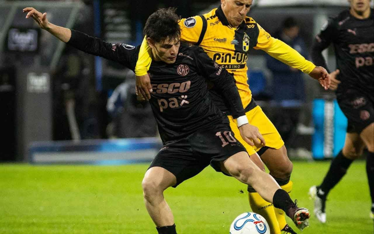 Nos acr&eacute;scimos, Coquimbo Unido arranca empate do Platense