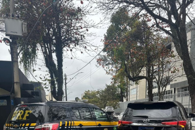 PRF prende homem com Hilux 