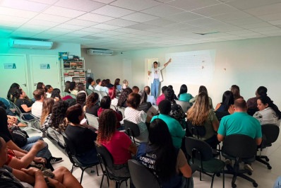 Saquarema capacita profissionais da Saúde para atender população LGBT
