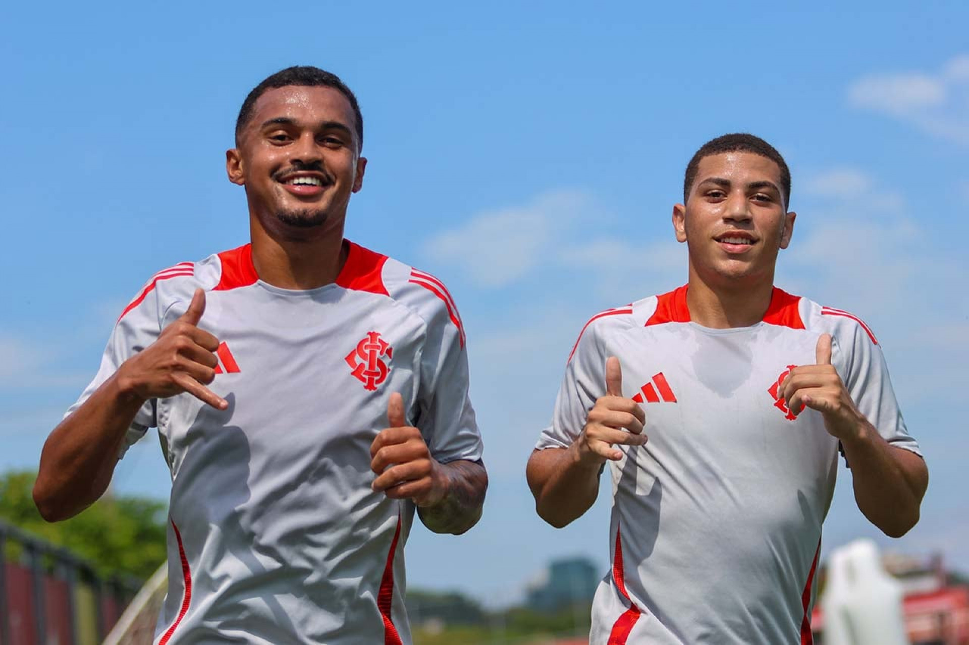 Clayton Sampaio pr&oacute;ximo da sa&iacute;da do Internacional para o Sport
