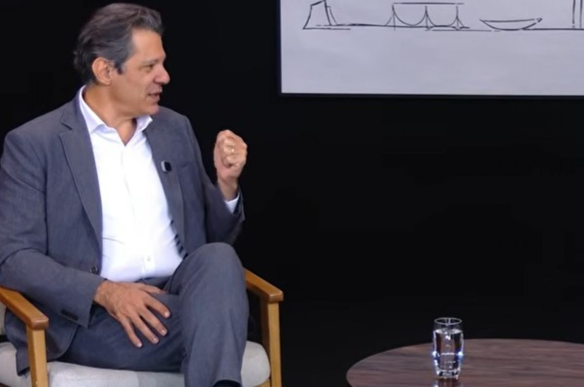 'Tarcísio não citou Flávio no debate da Band', alfineta Haddad