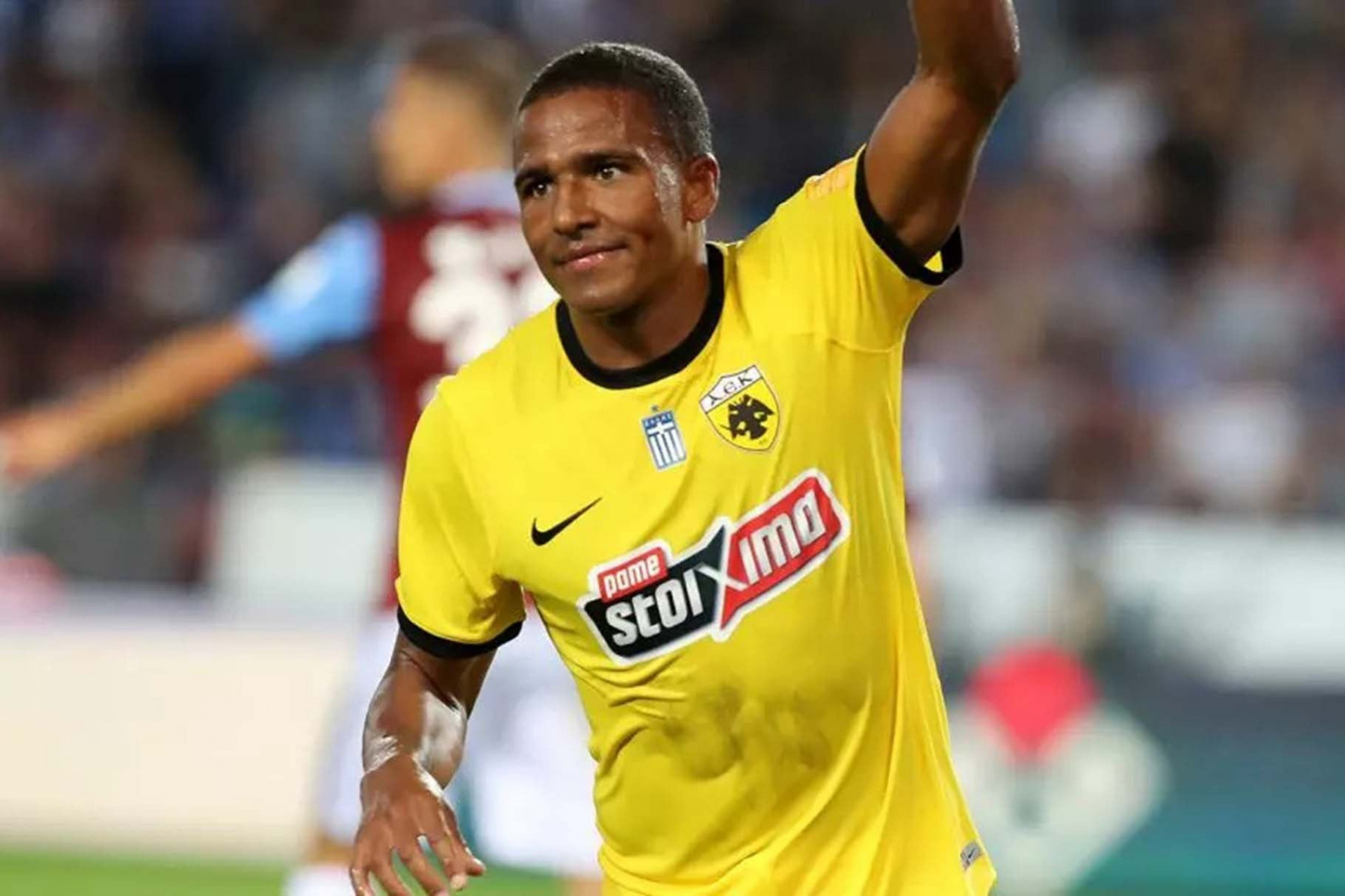 Internacional acerta a contrata&ccedil;&atilde;o do atacante Niclas Eliasson