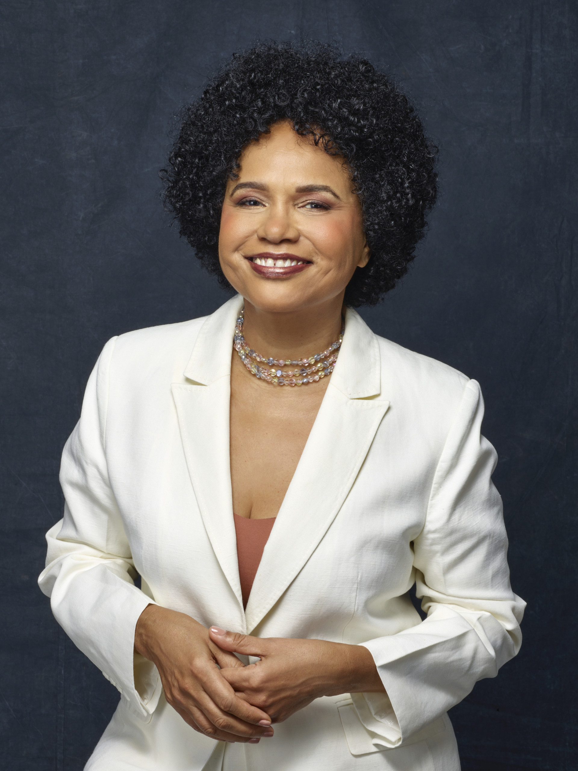 Teresa Cristina lança primeiro álbum autoral nesta sexta-feira (12) - Divulgação