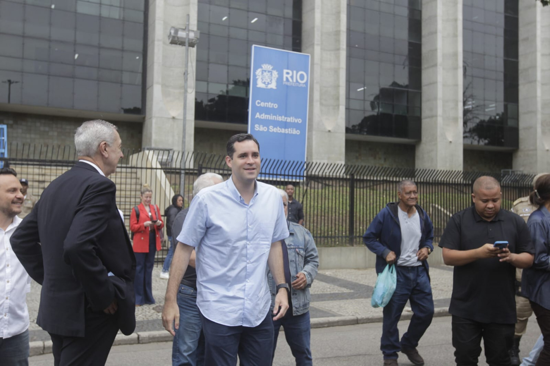 Ônibus de piso baixo facilita o embarque e desembarque de pessoas com deficiência - Reginaldo Pimenta/Agência O DIA