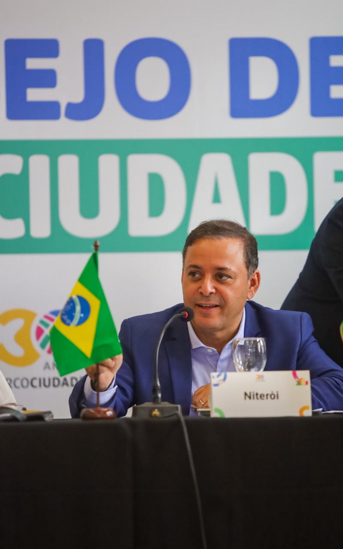Na Argentina, Rodrigo Neves apresenta balanço de ações na presidência da rede Mercocidades