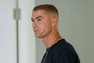 Cristiano Ronaldo muda visual e divide opiniões de fãs nas redes