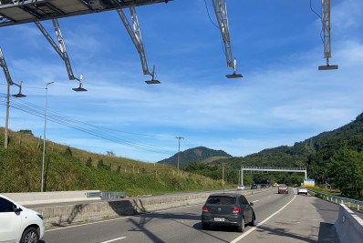 Pedágio eletrônico Free Flow muda viagem na Rio-Santos