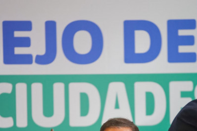 Na Argentina, Rodrigo Neves apresenta balanço de ações na presidência da rede Mercocidades