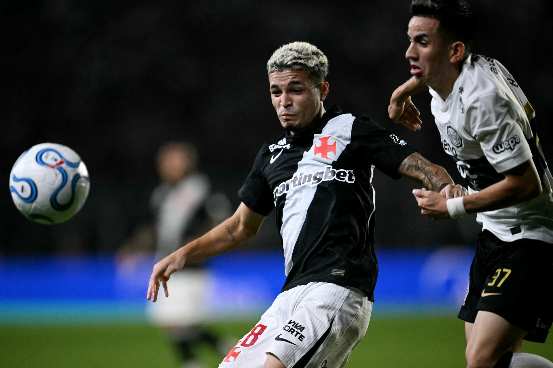 Vasco enfrentou o Olimpia, do Paraguai, em São Januário, pela Sul-Americana - Mauro Pimentel / AFP