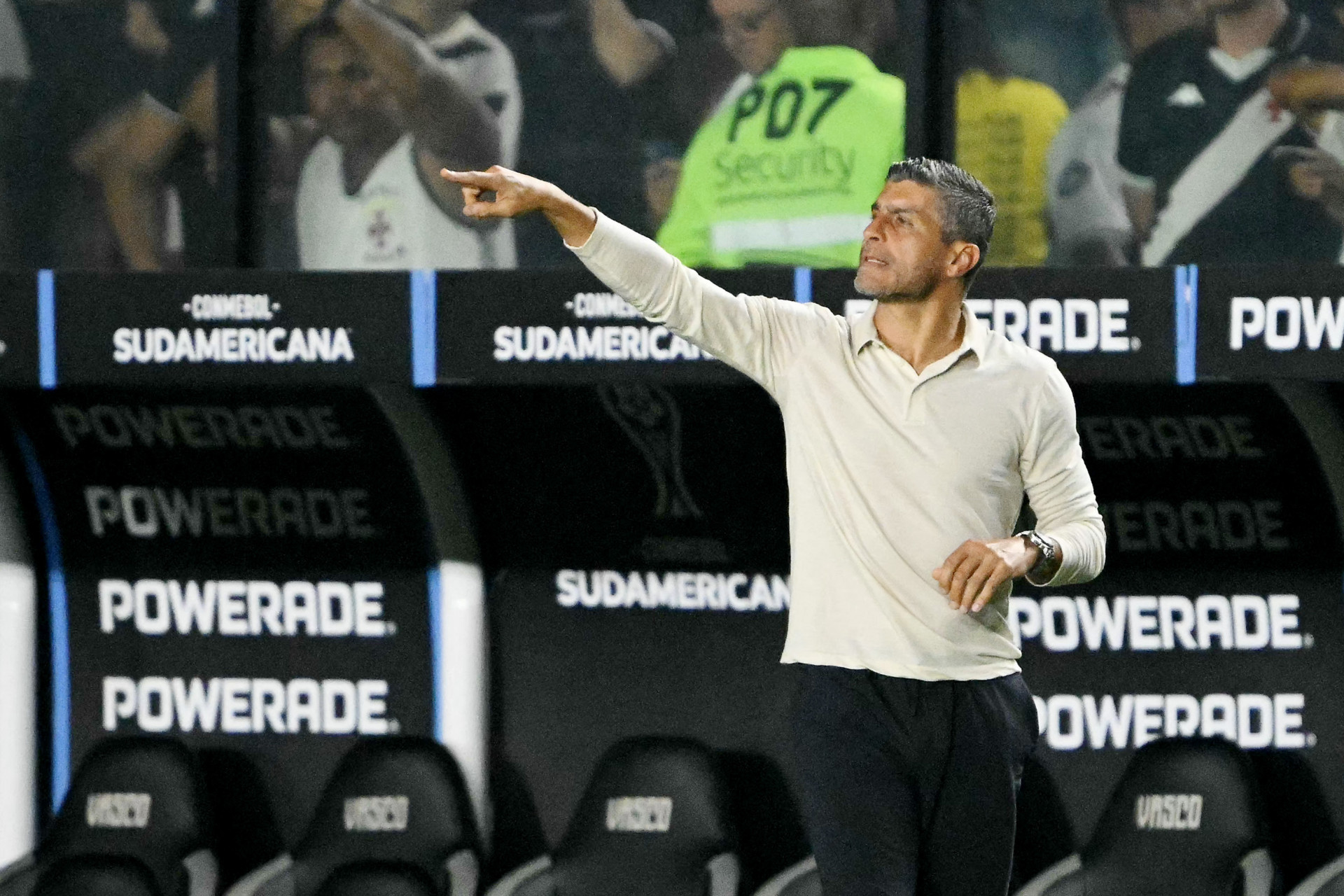 Vasco enfrentou o Olimpia, do Paraguai, em São Januário, pela Sul-Americana - Mauro Pimentel / AFP