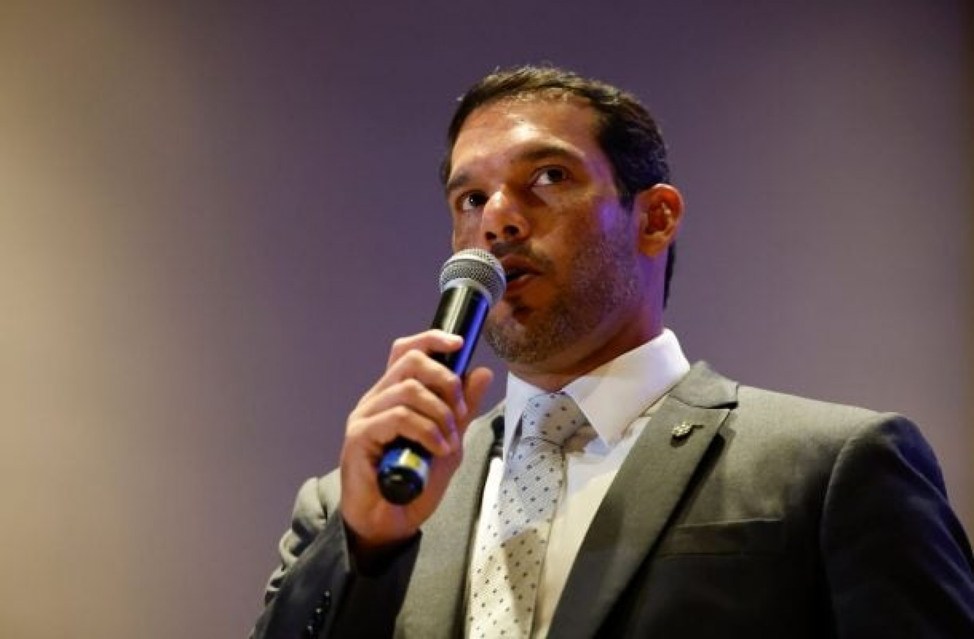 Jorginho critica ciclo da CBF e alerta sobre excesso de estrangeiros no Brasil