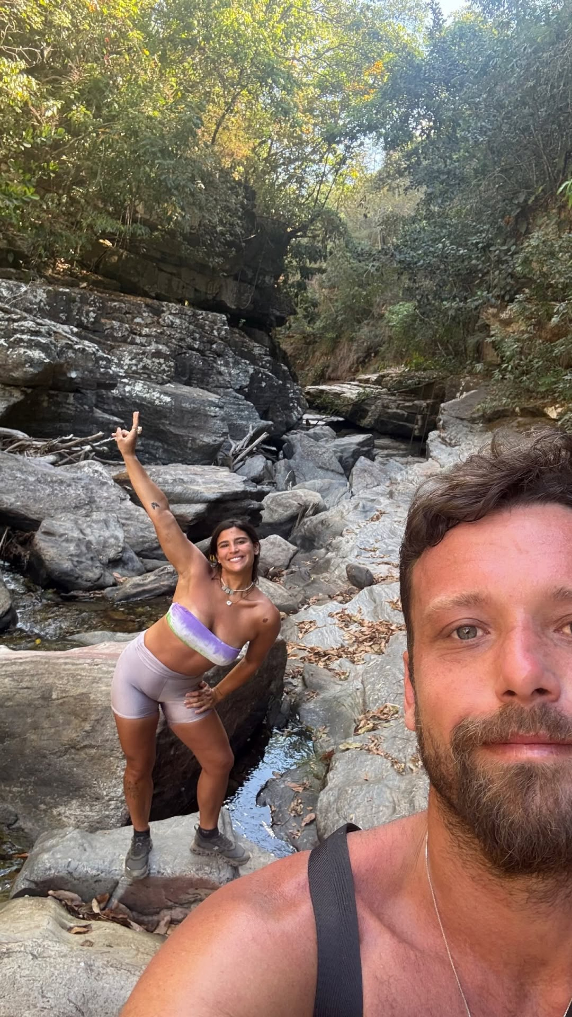 Giulia Costa curte viagem com o namorado - Reprodução / Instagram
