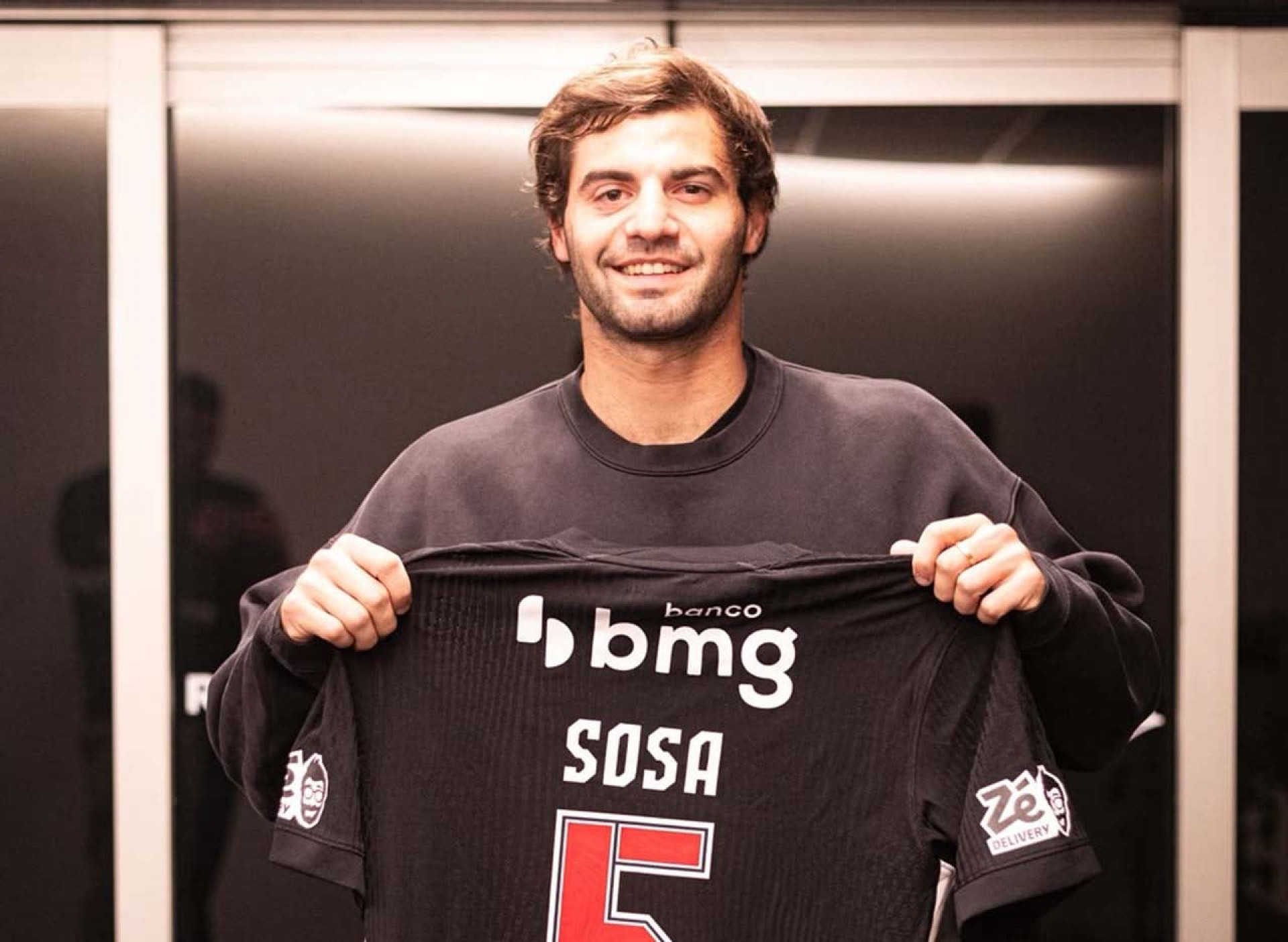 Colidio &eacute; regularizado no BID e pode estrear pelo Vasco