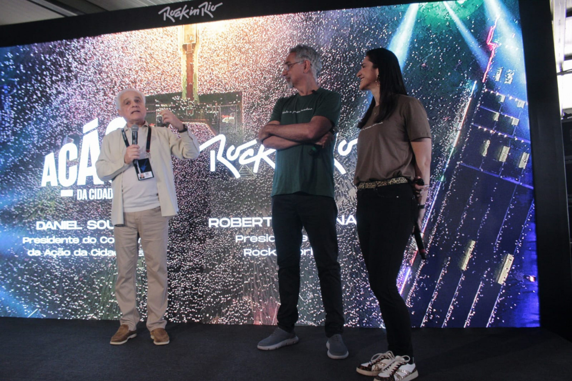 Roberto Medina, Daniel Souza e Ana Decastes anunciam a parceria entre o Rock in Rio e a Ação Cidadania - Carlos Elias Junior/ Agência O Dia