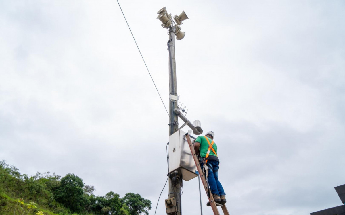Defesa Civil de Caxias passa por moderniza&ccedil;&atilde;o e amplia a&ccedil;&otilde;es - Divulga&ccedil;&atilde;o/Prefeitura de Duque de Caxias