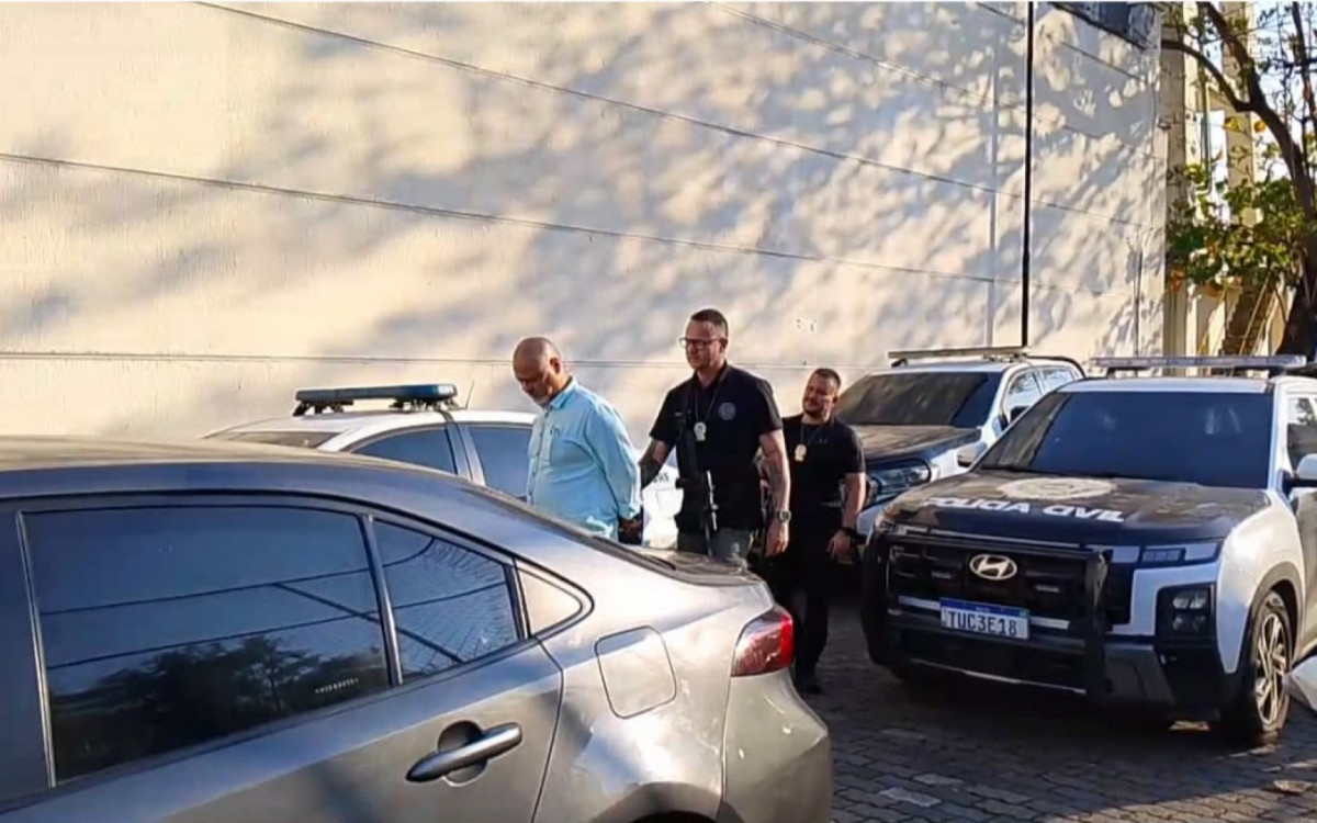 Homem que se passava por policial foi preso e levado à Cidade da Polícia - Divulgação