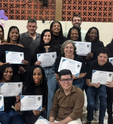 Alunos concluem curso gratuito preparatório para concursos em Macuco
