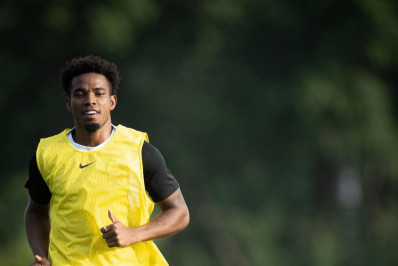 Ex-Flamengo critica Thiago Mendes por briga com Neymar: 'Jogou onde?'