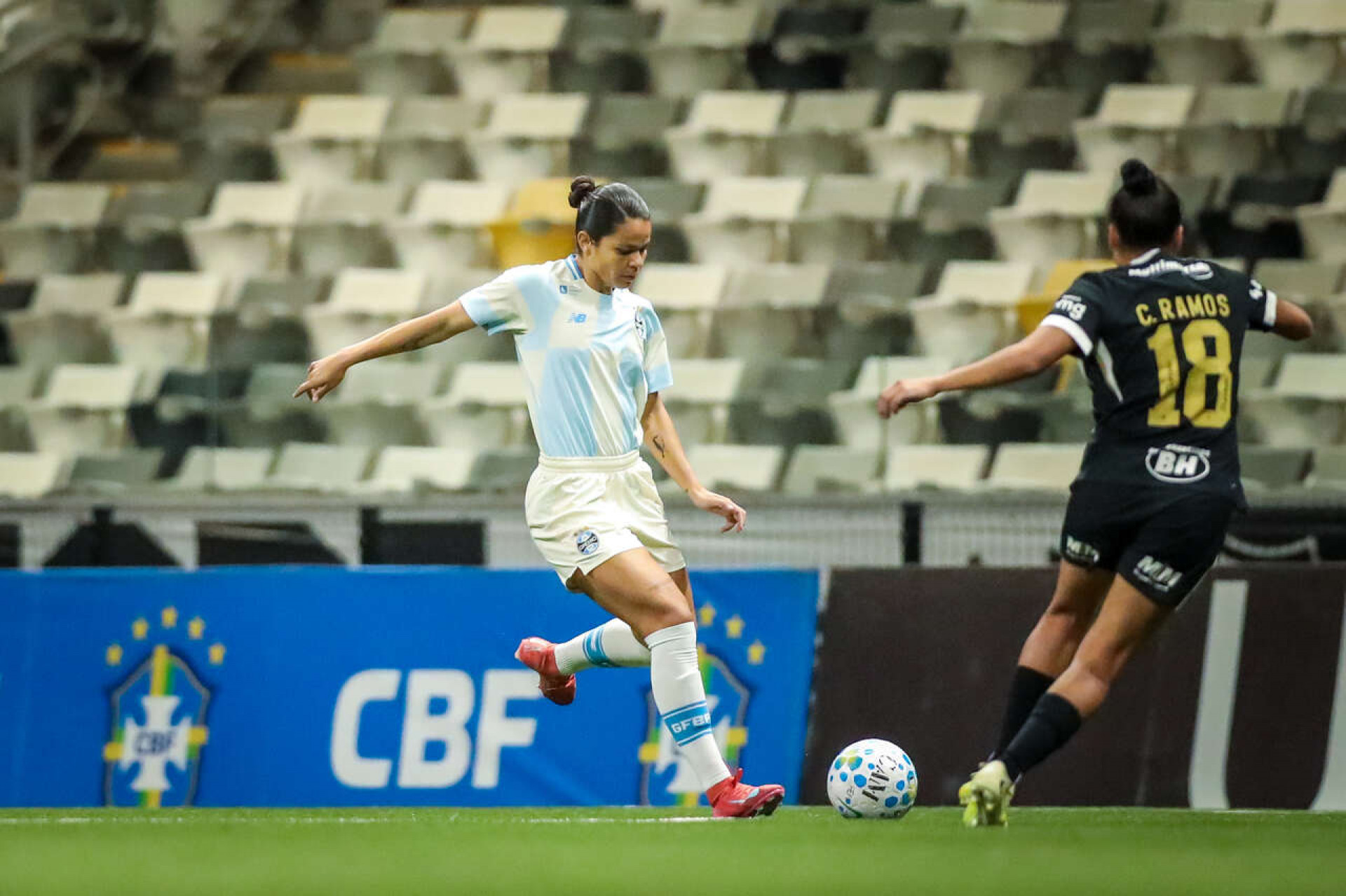 Brasileiro Feminino: Atl&eacute;tico tira s&eacute;rie invicta do Gr&ecirc;mio e embola G8