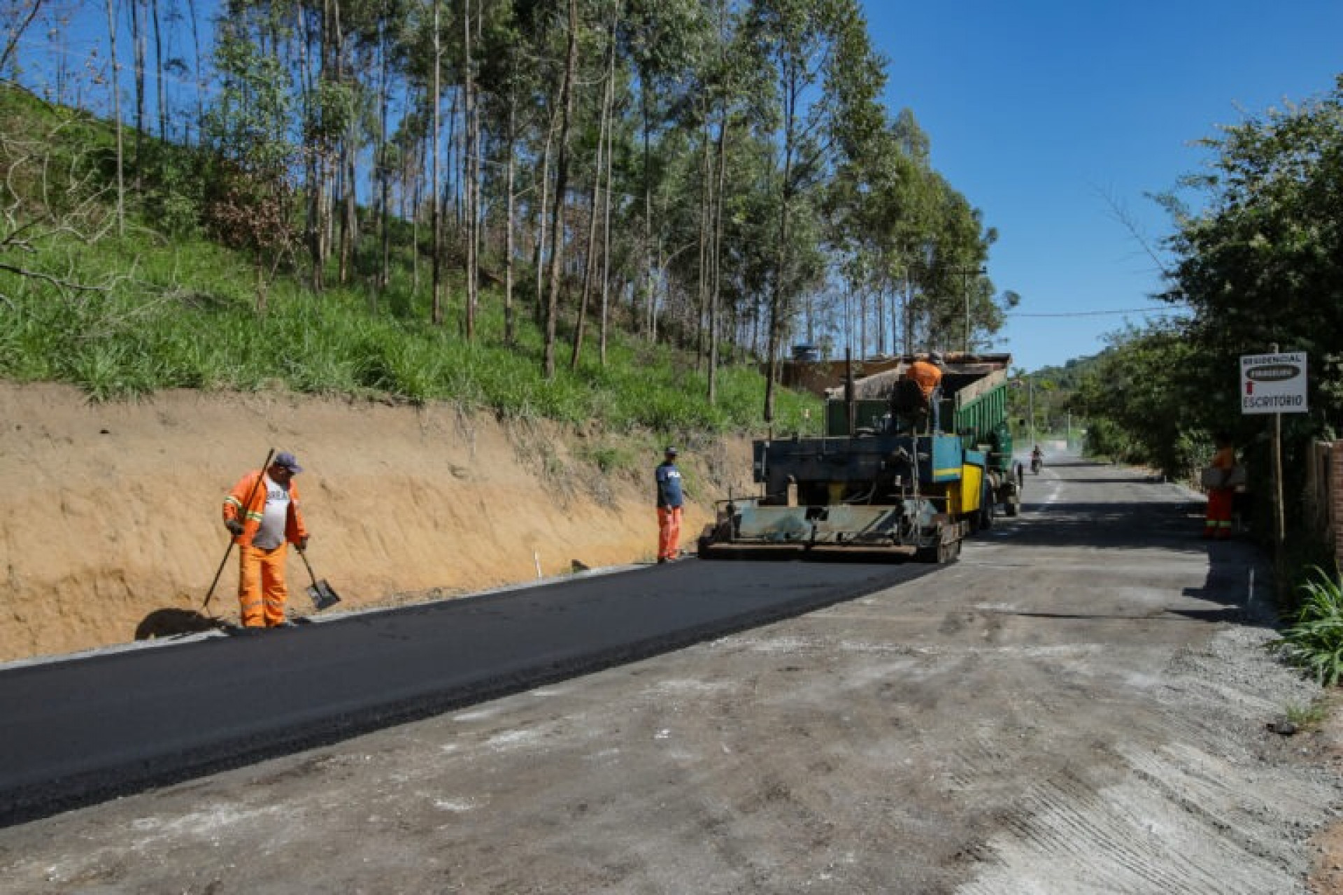 Saquarema anuncia R$ 100 milhões em investimentos para escoamento e pavimentação em Jaconé - Divulgação/Prefeitura de Saquarema